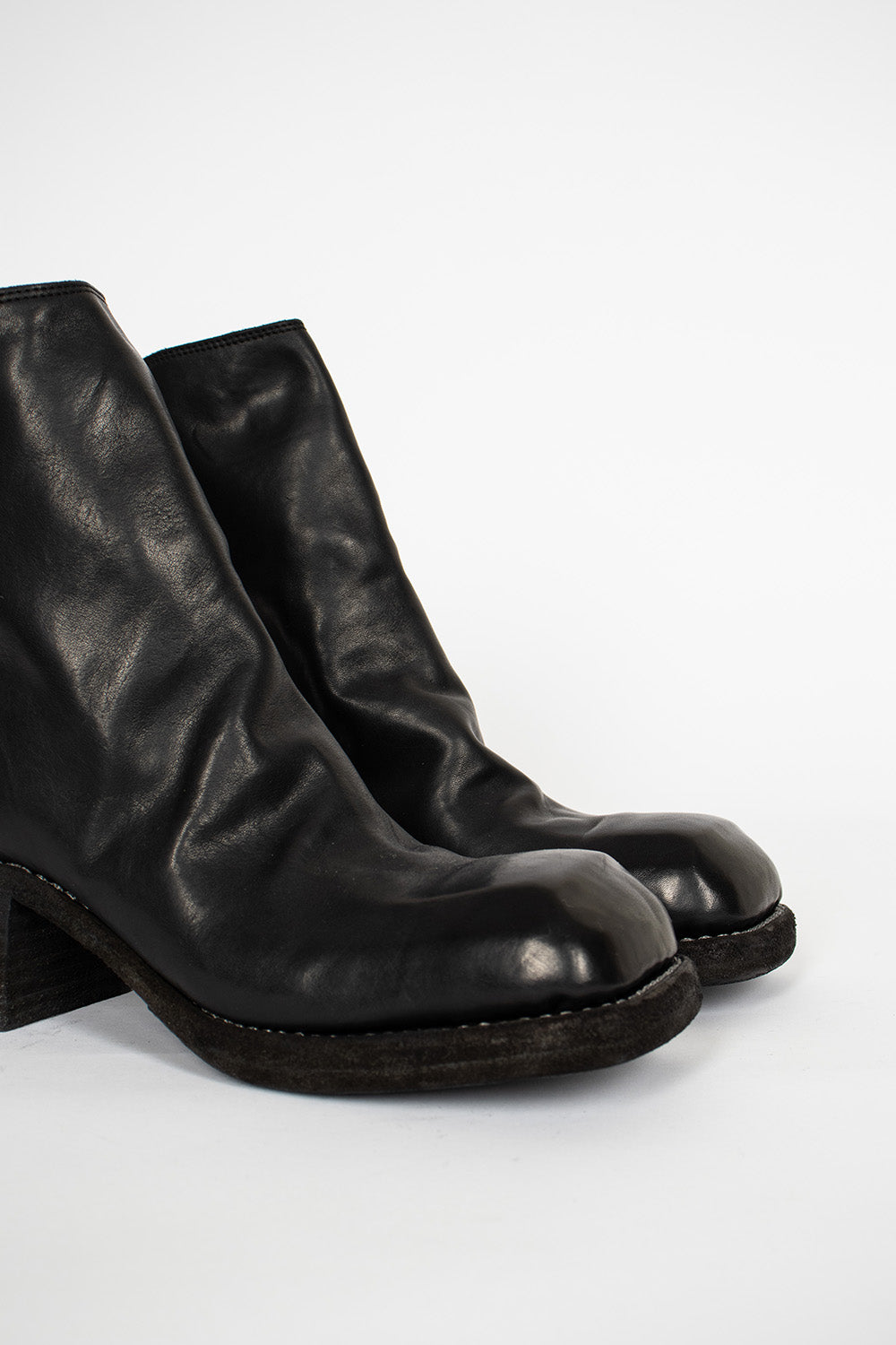 9086 Back Zip Boots