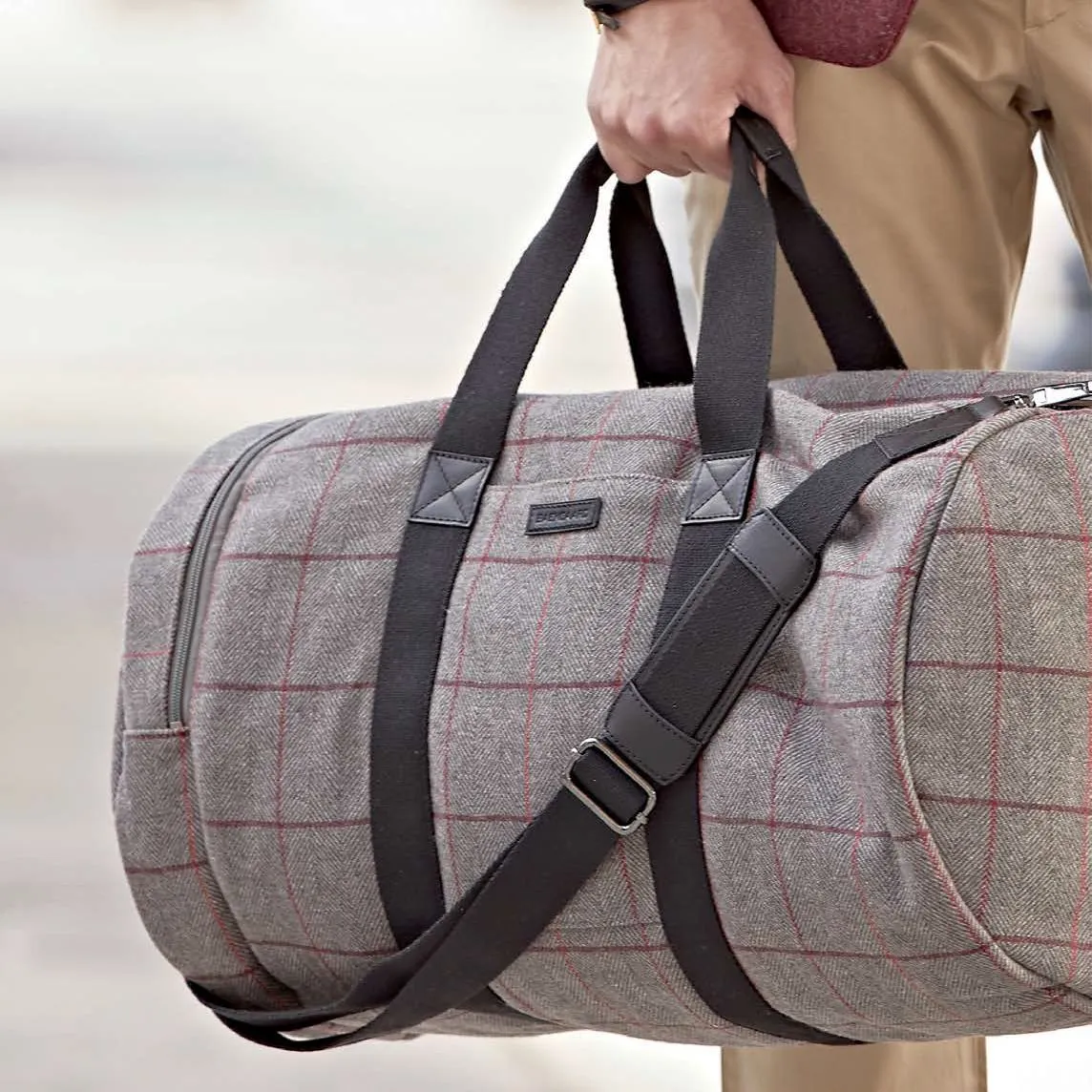 Clark Duffel Bag in Grey Tweed by Baekgaard