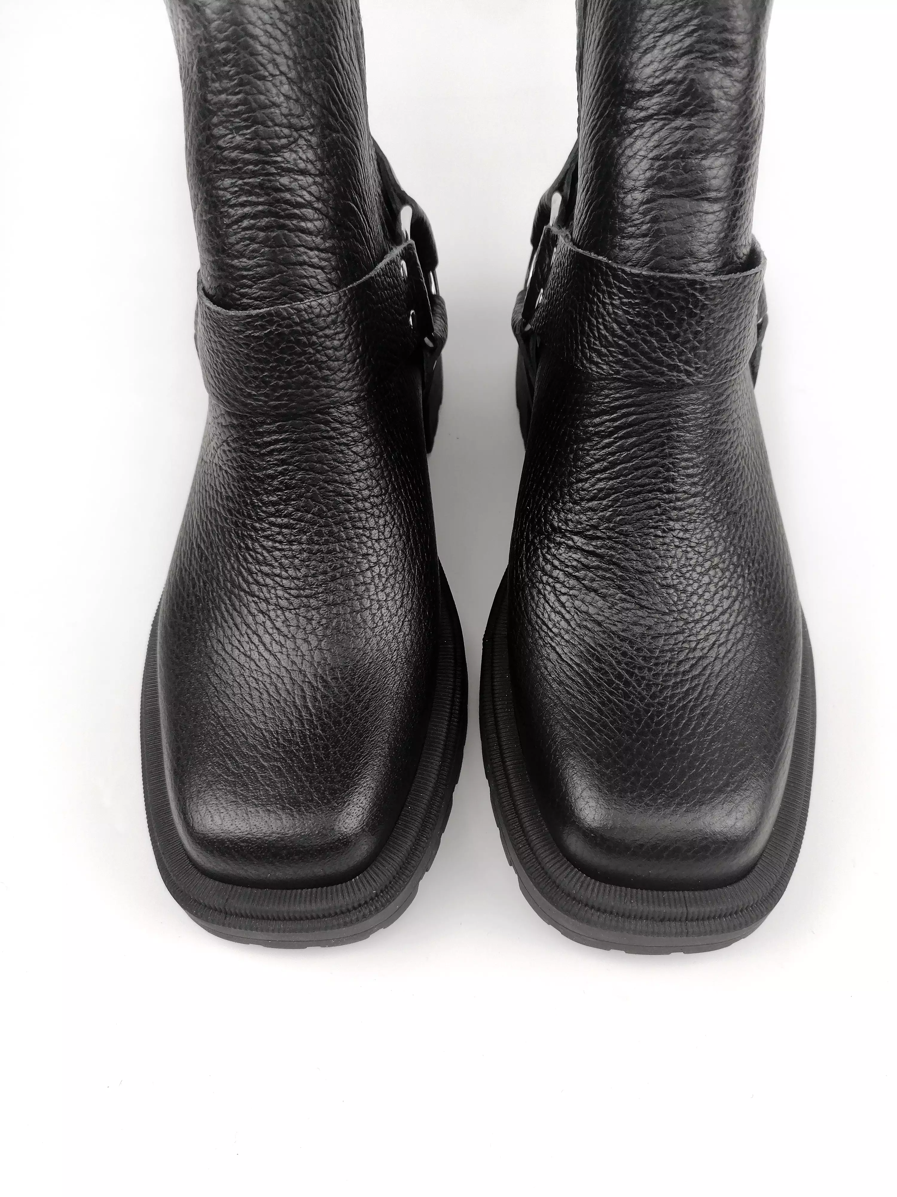 COLLETTE BLACK LEATHER CHELSEA BOOTS