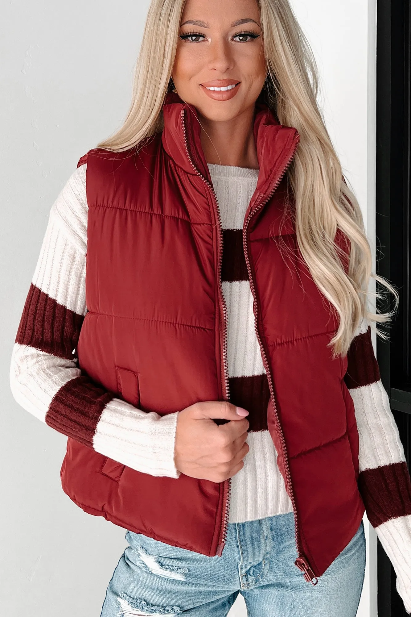 Doorbuster Mountain Utopia Puffer Vest (Burgundy)