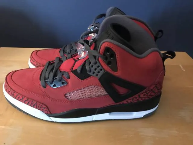 Jordan spiz'ike gym red toro bravo