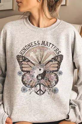 KINDNESS MATTERS GRAPHIC SWEATSHIRT