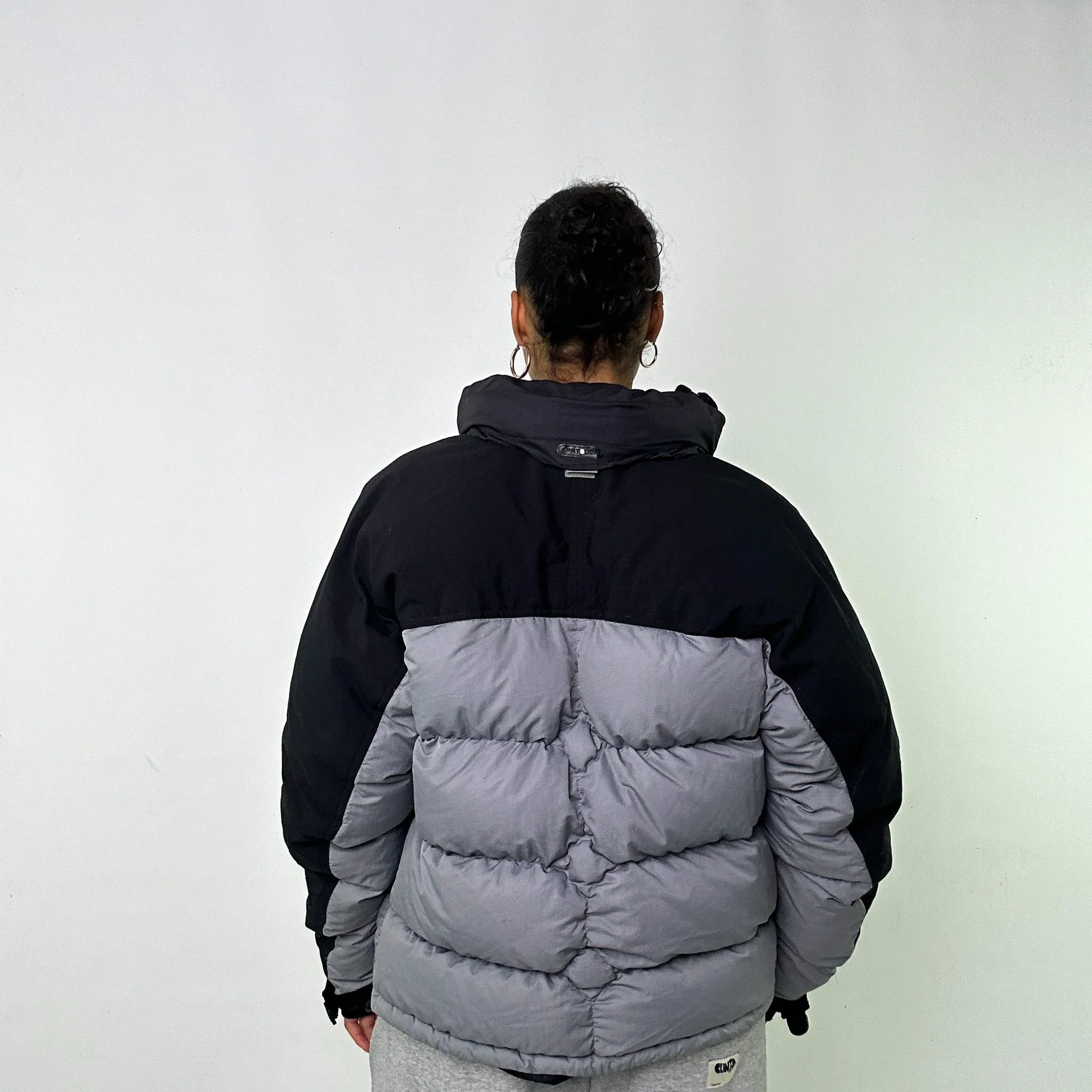 LIGHT GREY Y2KS NIKE PUFFER JACKET COAT (