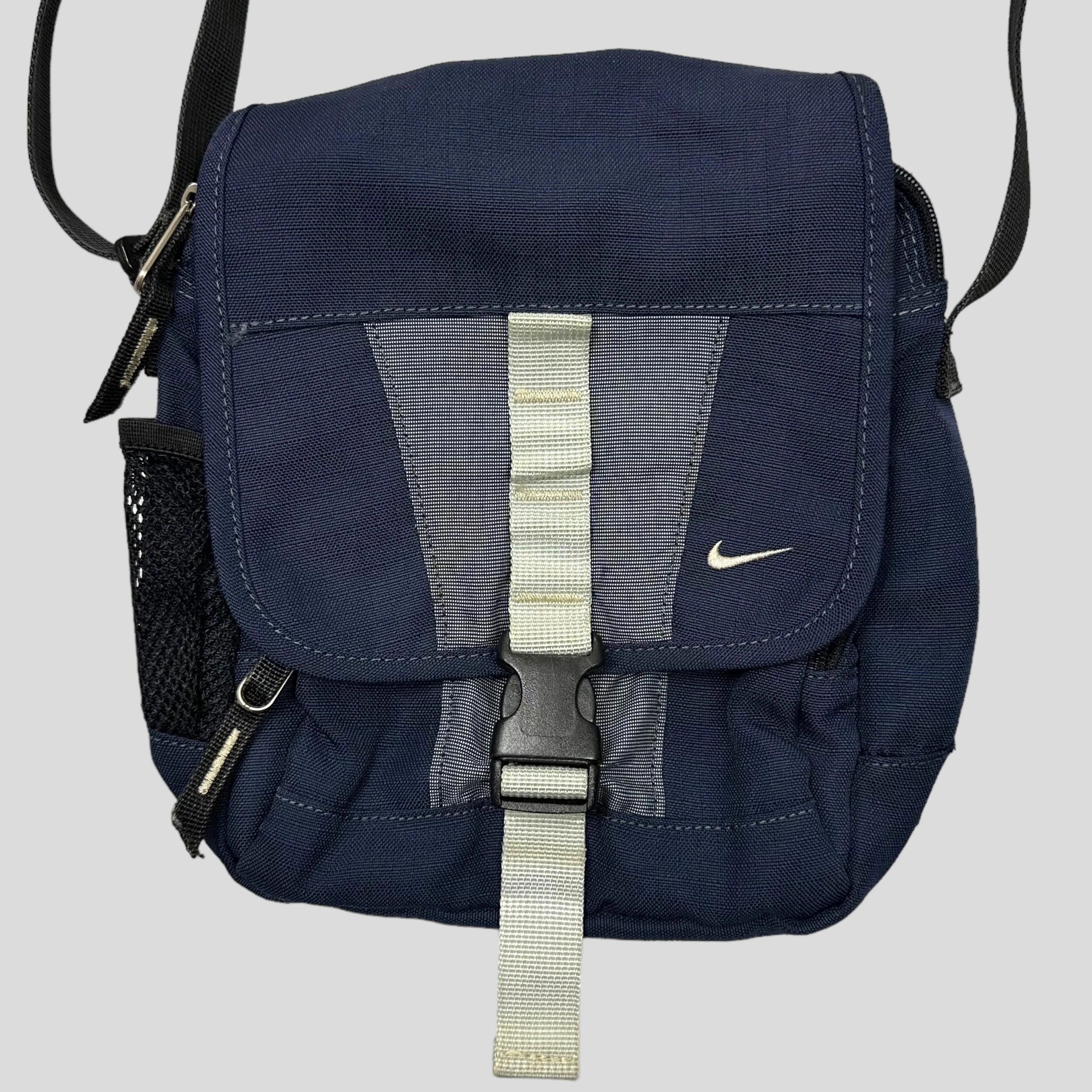 Nike 2003 Ripstop Multipocket Crossbody Bag