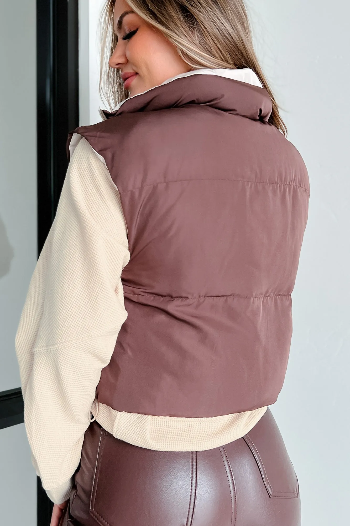 Out Exploring Crop Puffer Vest (Chocolate)