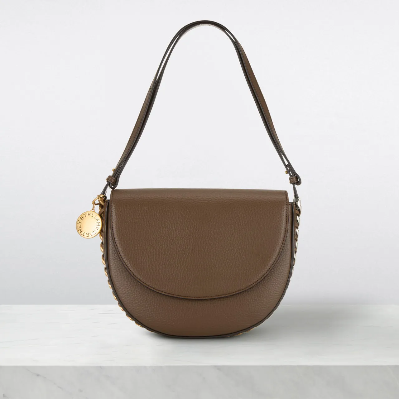 STELLA MCCARTNEY Frayme Chain Saddle Medium Crossbody Bag - Brown