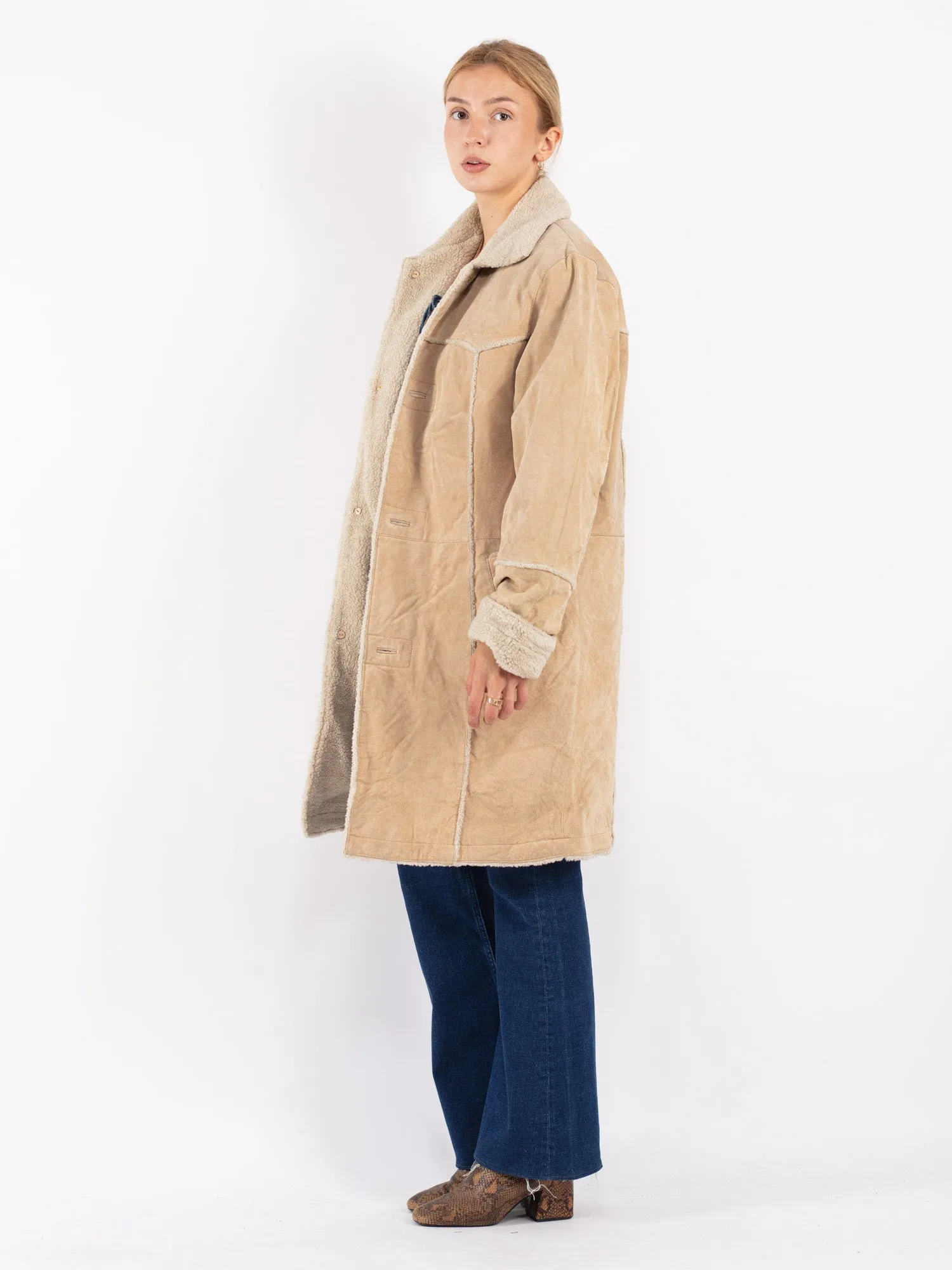 Vintage 90's Women Suede Sherpa Coat in Beige