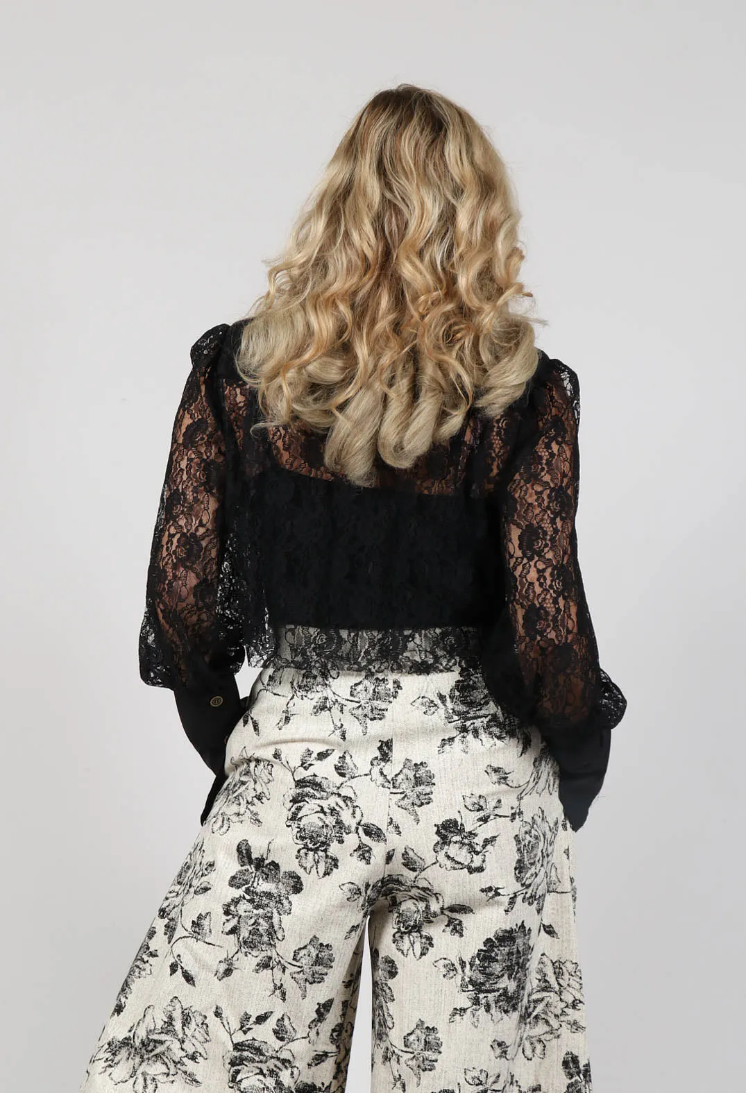 Vintage Lace Crop Shirt