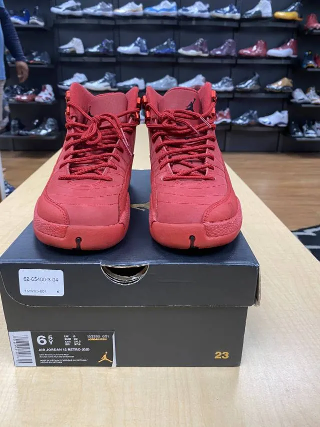 Vnds jordan 12 retro gym red 2018 (gs)